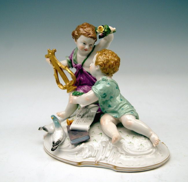 PORCELAIN KPM CHERUB FIGURINES PUTTENFIGUREN VINTAGE MADE CIRCA 1900