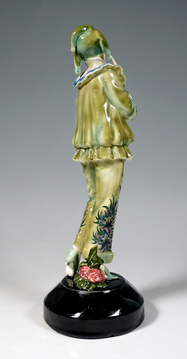 Goldscheider figurine Pierrette with mask Pierrette mit Maske Stephan Dakon Josef Lorenzl ca 1925-30