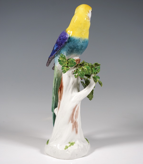 Meissen Tierfigur Papagei auf Stamm Animal Figure Parrot on Tree Trunk Kändler circa 1935