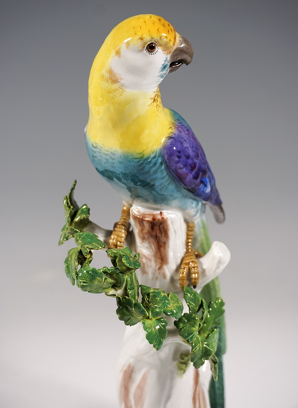 Meissen Tierfigur Papagei auf Stamm Animal Figure Parrot on Tree Trunk Kändler circa 1935