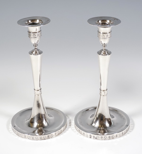 Par de candelabros vieneses de plata imperio Par de candelabros vieneses de plata Johann Kaba 1803