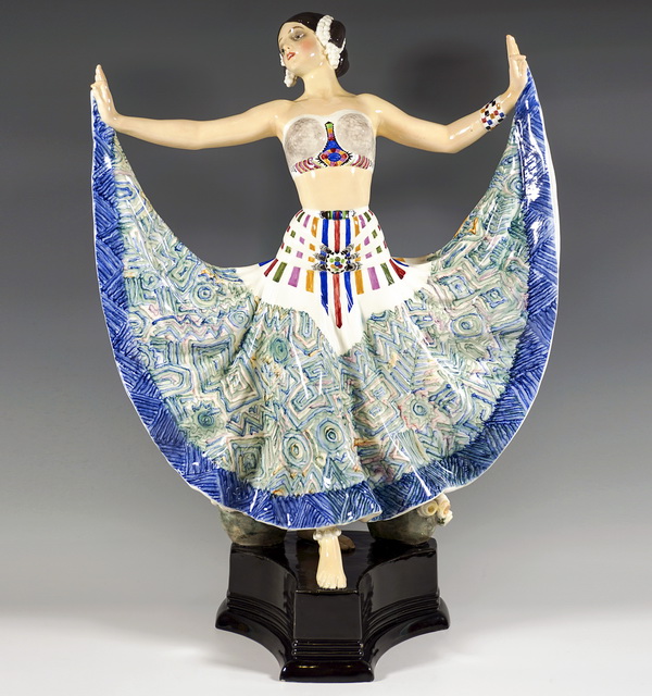 Large GOLDSCHEIDER Vienna dancer Ruth dancer in oriental costume by Rosé circa 1922